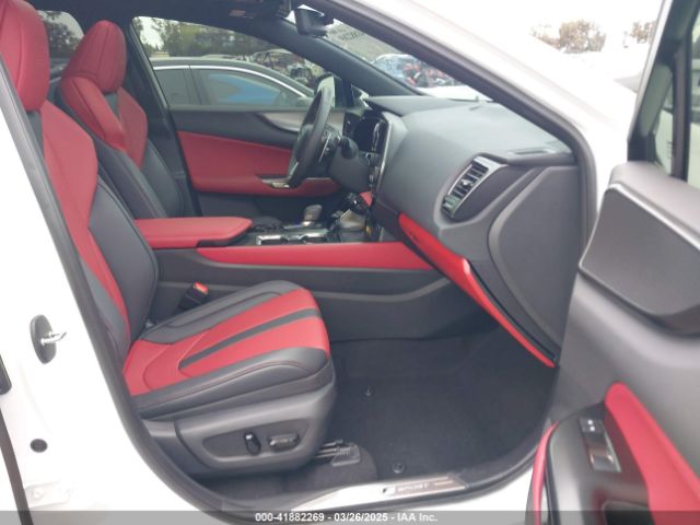 2T2KGCEZ4SC064091 Lexus Nx 350 F Sport Handling