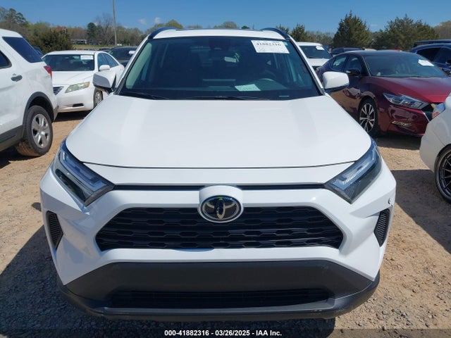 2T3P1RFV5PW404324 Toyota Rav4 Xle