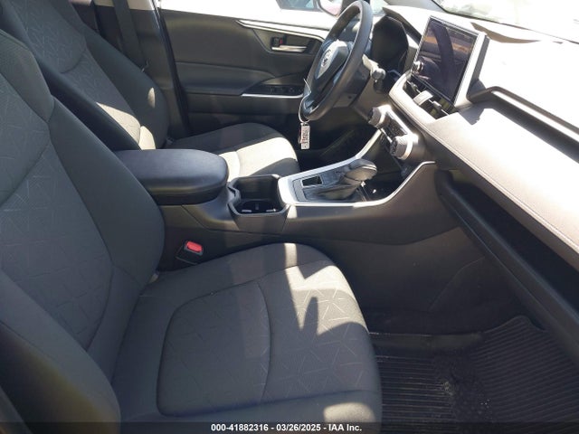2T3P1RFV5PW404324 Toyota Rav4 Xle