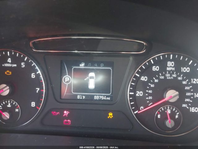 5XYPGDA32JG431719 KIA Sorento 2.4l Lx