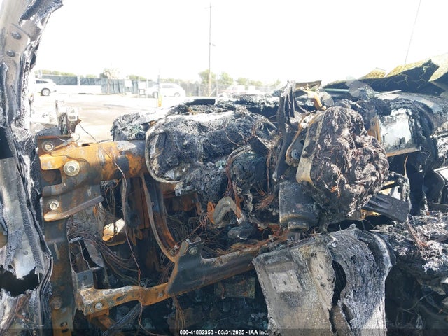 1FT7W2BT7KEG24271 Ford F-250 Lariat