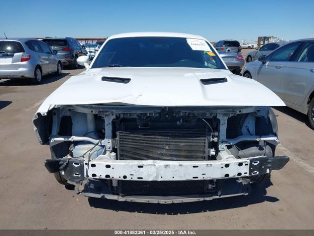 2C3CDZAG1FH821182 Dodge Challenger Sxt