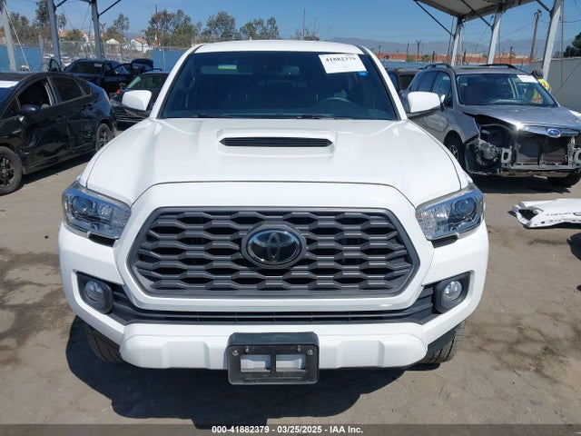 3TMBZ5DNXMM030563 Toyota Tacoma Trd Sport