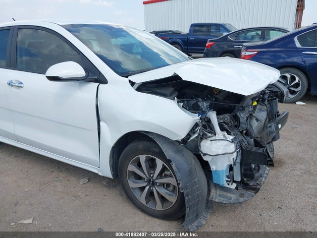 3KPA24AD7PE550899 KIA RIO S