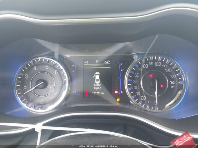 1C3CCCAB3GN120351 Chrysler 200 Limited