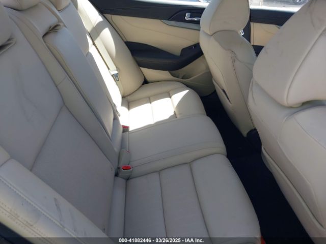 1N4AA6AP5HC404699 Nissan Maxima 3.5 Sl