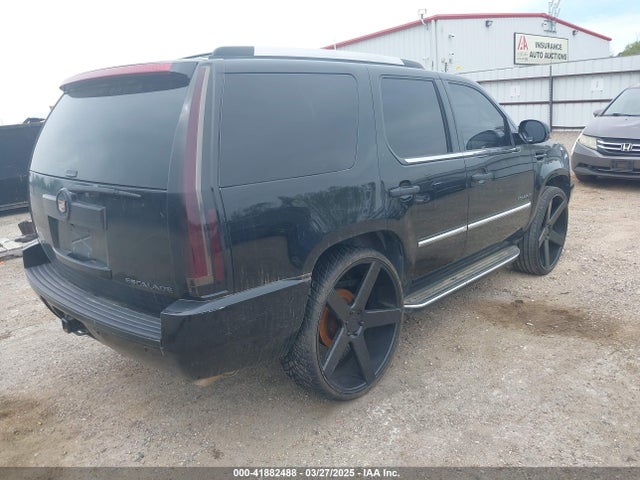 2010 CADILLAC ESCALADE 1GYUCAEF1AR264105 Photo 3