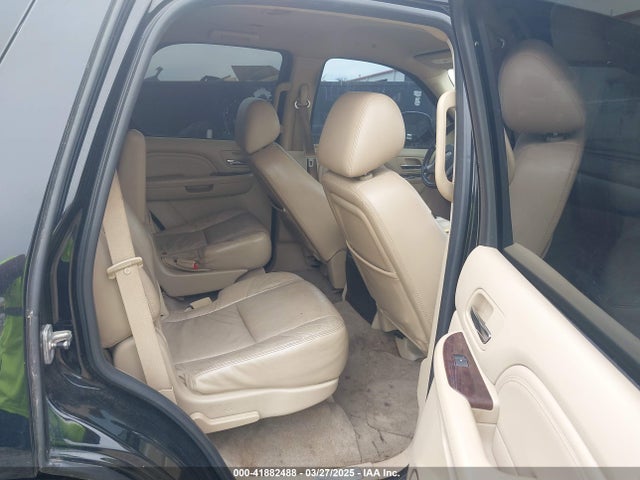 2010 CADILLAC ESCALADE 1GYUCAEF1AR264105 Photo 7
