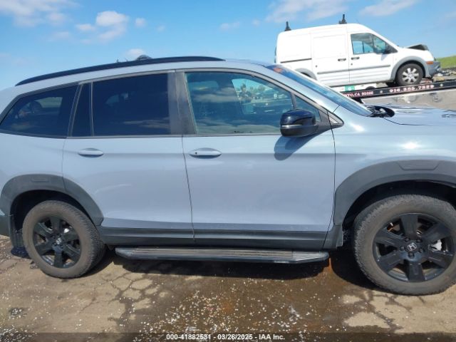 5FNYF6H88NB048630 Honda Pilot Awd Trailsport