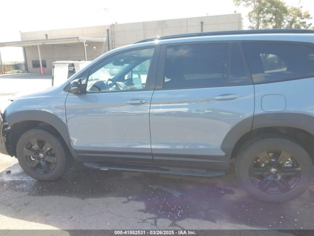 5FNYF6H88NB048630 Honda Pilot Awd Trailsport