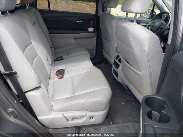 5FNYF6H92HB012090 Honda Pilot Touring