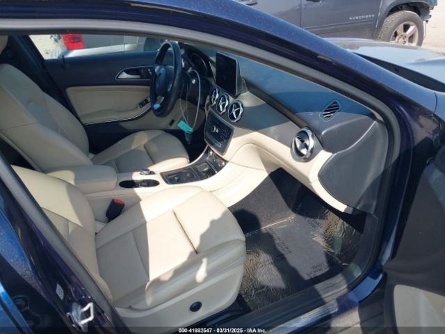 WDCTG4EB6JJ384480 Mercedes-Benz GLA 250