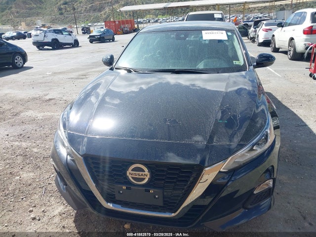1N4BL4CV0MN400900 Nissan 2021