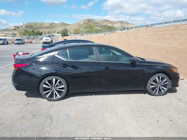 1N4BL4CV0MN400900 Nissan 2021