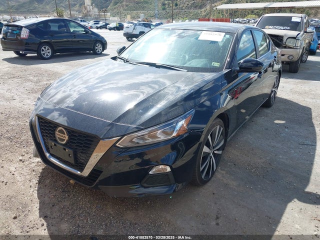 1N4BL4CV0MN400900 Nissan 2021