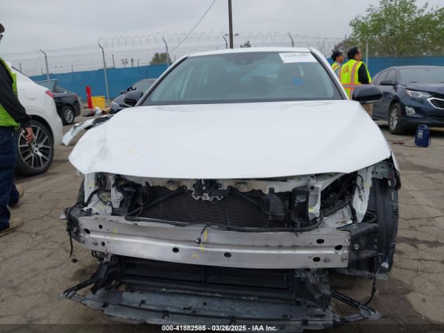 4T1T31AK0NU033120 Toyota Camry Nightshade Edition Hybrid