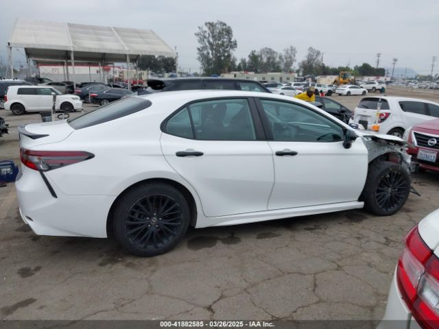 4T1T31AK0NU033120 Toyota Camry Nightshade Edition Hybrid