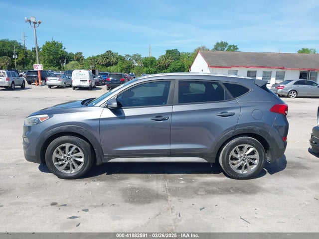 KM8J33A40JU746467 Hyundai Tucson Sel Plus