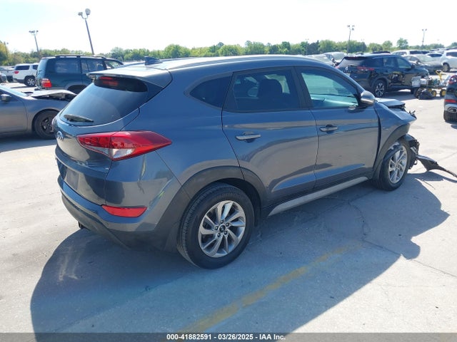 KM8J33A40JU746467 Hyundai Tucson Sel Plus