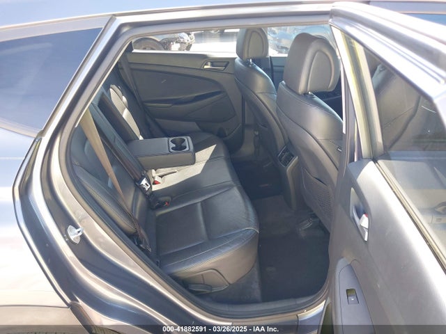 KM8J33A40JU746467 Hyundai Tucson Sel Plus