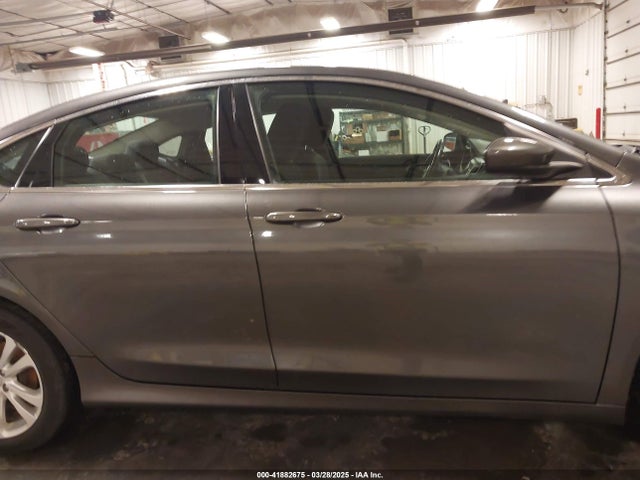 Chrysler 200 Limited 2015 1C3CCCAB0FN607876 Image 13