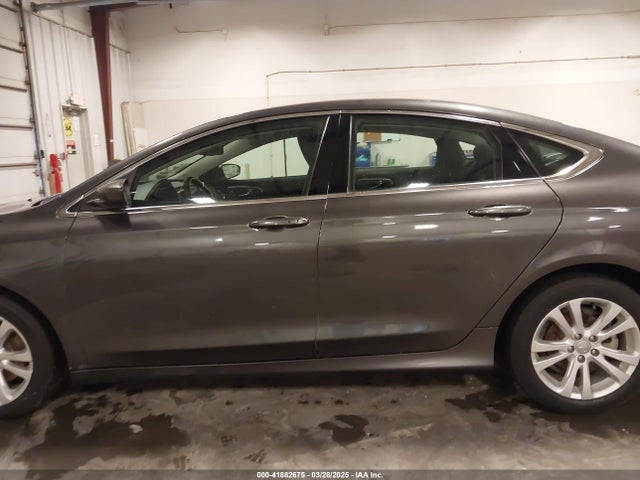 Chrysler 200 Limited 2015 1C3CCCAB0FN607876 Image 14