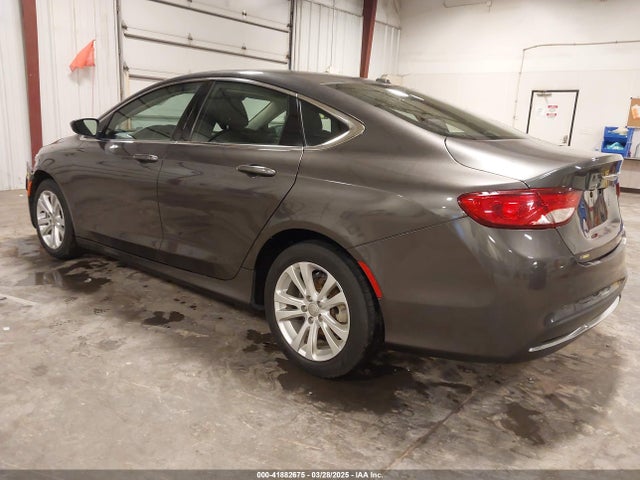 Chrysler 200 Limited 2015 1C3CCCAB0FN607876 Image 3