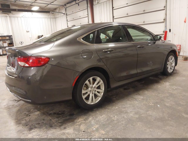 Chrysler 200 Limited 2015 1C3CCCAB0FN607876 Image 4