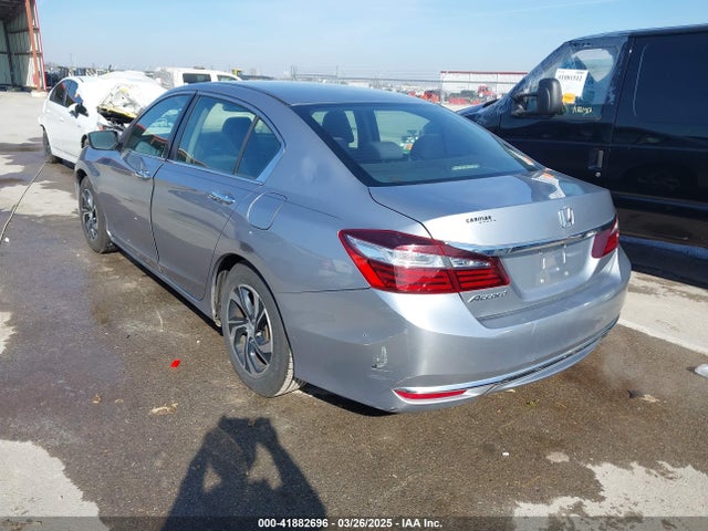 1HGCR2F3XHA215196 Honda ACCORD LX