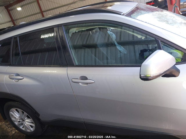 7MUBAABG9PV054710 Toyota Corolla Cross Le