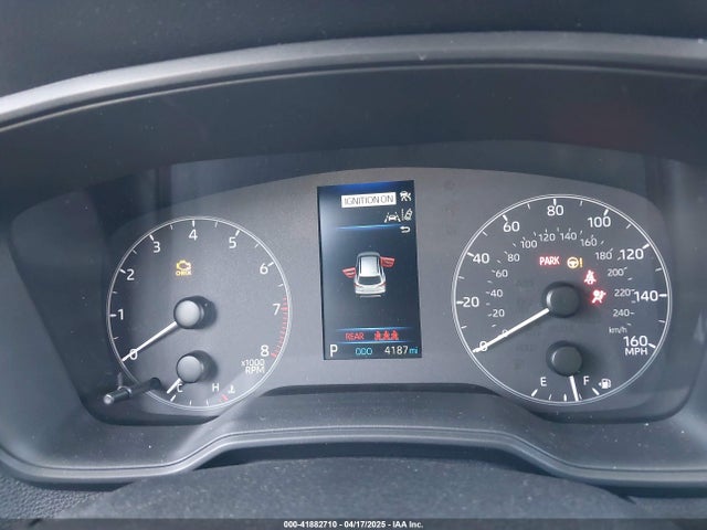 7MUBAABG9PV054710 Toyota Corolla Cross Le