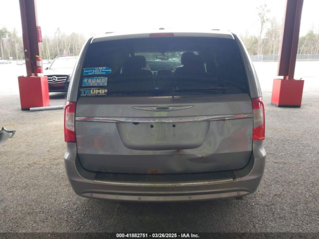 2C4RC1CG9ER144107 Chrysler Town & Country Touring-l
