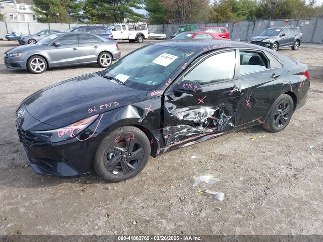 5NPLS4AG0NH076385 Hyundai ELANTRA SEL