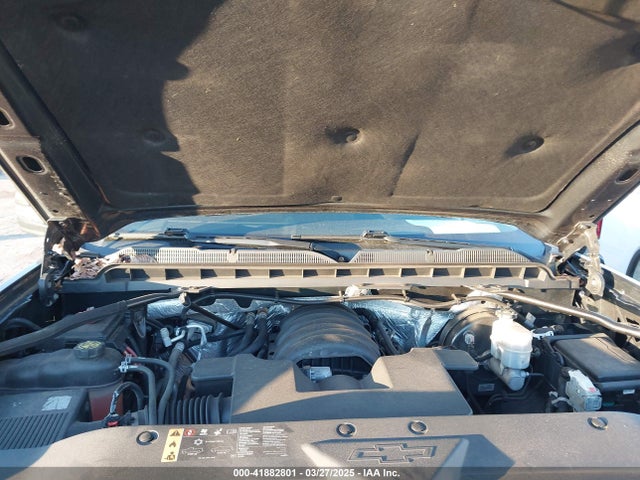 1GCVKREC0JZ194386 Chevrolet Silverado 1500 2lt