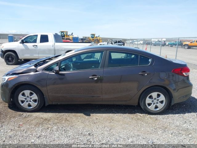 3KPFK4A72HE022009 KIA FORTE LX