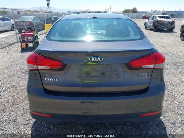 3KPFK4A72HE022009 KIA FORTE LX