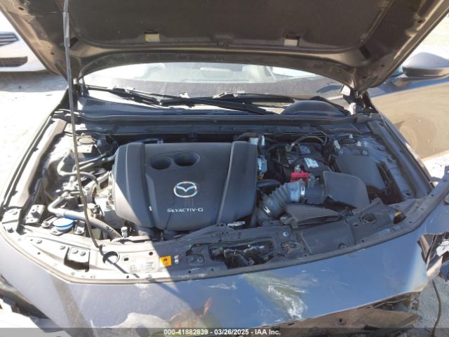 3MZBPAEM1KM104323 Mazda Mazda3 Premium Package