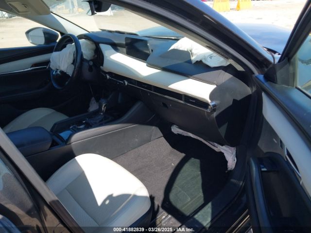 3MZBPAEM1KM104323 Mazda Mazda3 Premium Package