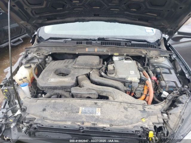3FA6P0LU3KR108898 Ford Fusion Hybrid Se