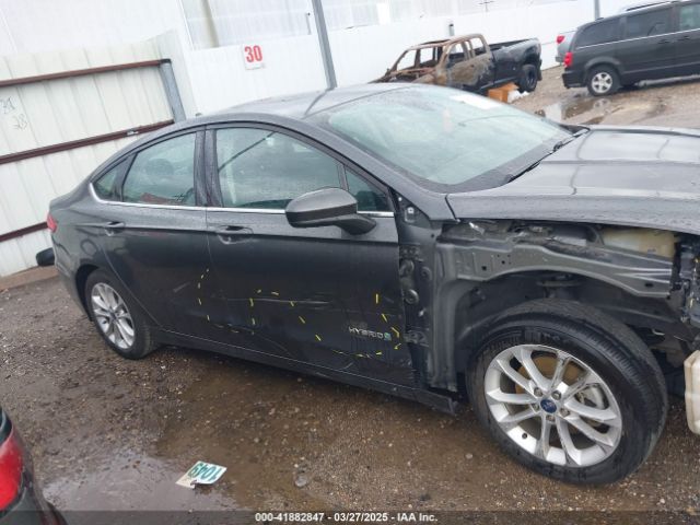 3FA6P0LU3KR108898 Ford Fusion Hybrid Se