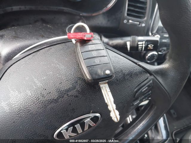 3KPFL4A78JE242774 KIA FORTE LX
