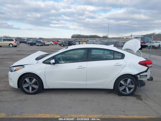 3KPFL4A78JE242774 KIA FORTE LX