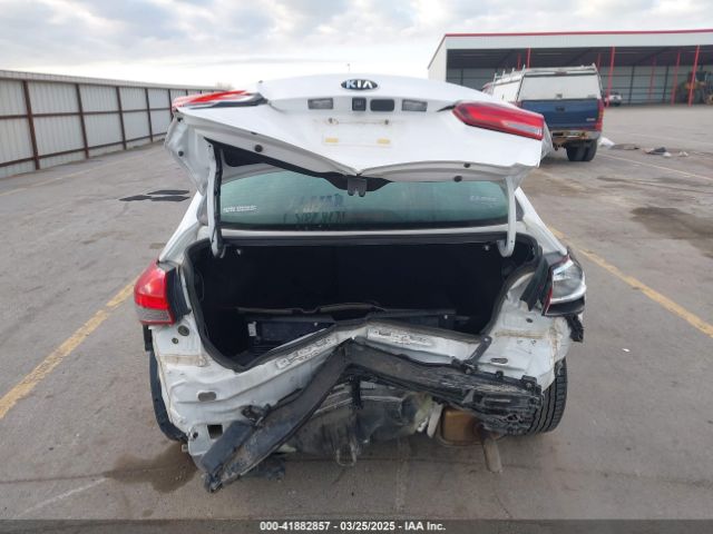 3KPFL4A78JE242774 KIA FORTE LX