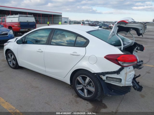 3KPFL4A78JE242774 KIA FORTE LX