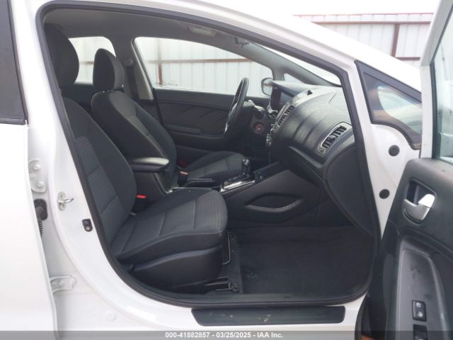 3KPFL4A78JE242774 KIA FORTE LX