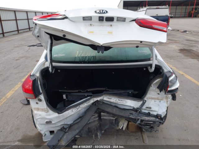 3KPFL4A78JE242774 KIA FORTE LX
