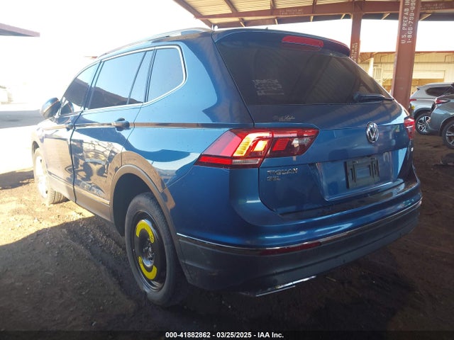 3VV5B7AX2JM004121 Volkswagen Tiguan 2.0t Sel Premium