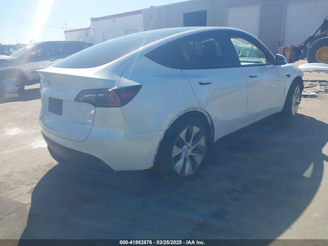 2023 TESLA MODEL Y 7SAYGAEE3PF625743 Photo 3