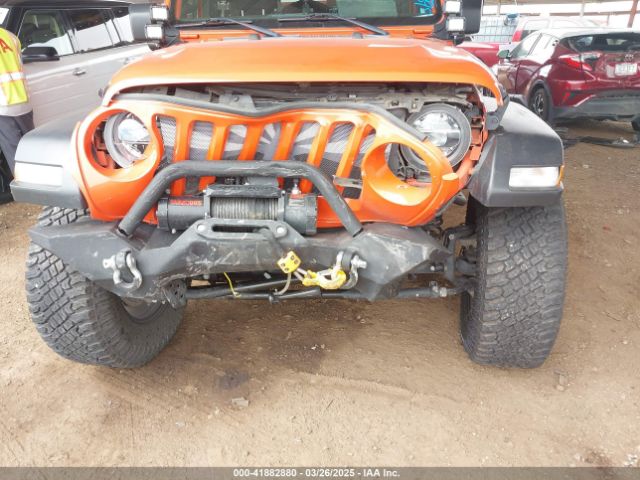 1C4HJXDG8LW110070 Jeep Wrangler Unlimited Sport S 4x4