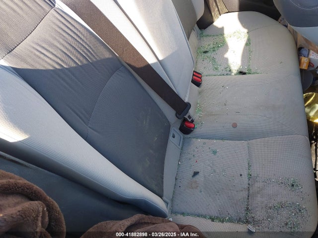 JTDEPMAE3NJ194348 Toyota COROLLA LE